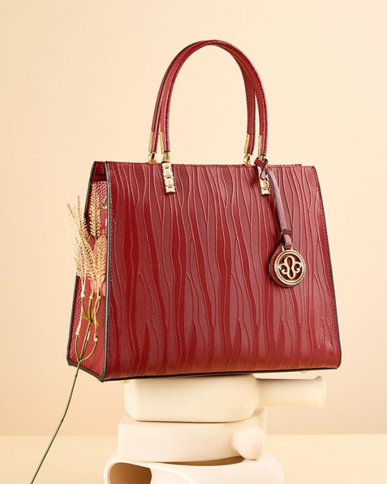 2022 new versatile spring and summer women's bags, fashionable large-capacity genuine leather handbags for middle-aged women