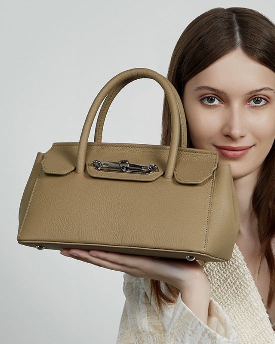 2025 New Style Chanel-Style Genuine Leather Single Shoulder Bag, a High-End Thick Chain Hobo Underarm Bag, a Diamond-Quartz Chain Bag