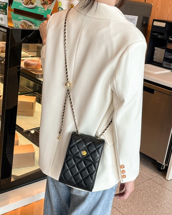 Versatile cowhide mobile phone bag, 2025 new trendy chain bag, 2023 niche design Mini summer crossbody bag for women