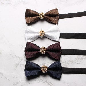 2025 new Korean-style men's polyester diamond-studded bow ties, banquet and performance bow ties, suit and shirt accessories.