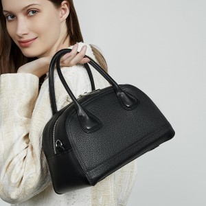 Nice, niche, bowling bags for women, 2025 summer new women's bags, simple single-shoulder bags for casual commuting, crossbody bags.