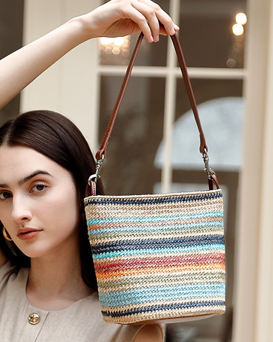 Women's Bag, a Trendy, Niche Bucket Bag, a Crossbody Handbag, a High-End Niche Woven Shoulder Bag