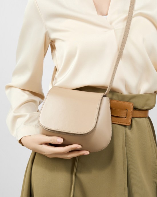 Chestnut women's genuine leather new high-quality niche this year's popular retro shoulder and crossbody saddle bag