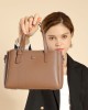 New, stylish top-grain cowhide handbags for foreign trade. Practical, multi-compartment, genuine leather shoulder and crossbody women's bag for commuting.