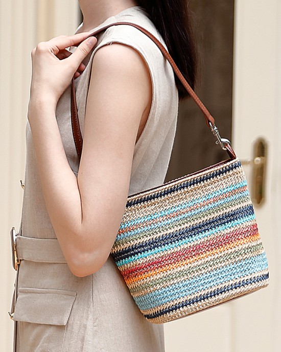 Women's Bag, a Trendy, Niche Bucket Bag, a Crossbody Handbag, a High-End Niche Woven Shoulder Bag