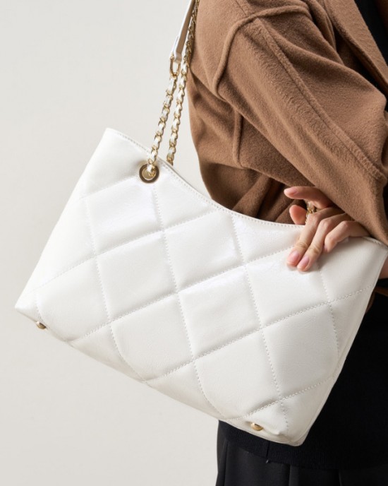 Spring/Summer Genuine Leather Diamond-Patterned Large Bag, 2025 New Fashionable Large Capacity Women's Chain, Versatile Shoulder/Crossbody Bag for Influencers