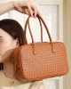 2025 new style genuine leather saddle bag, fashionable and versatile small handbag, crossbody bag