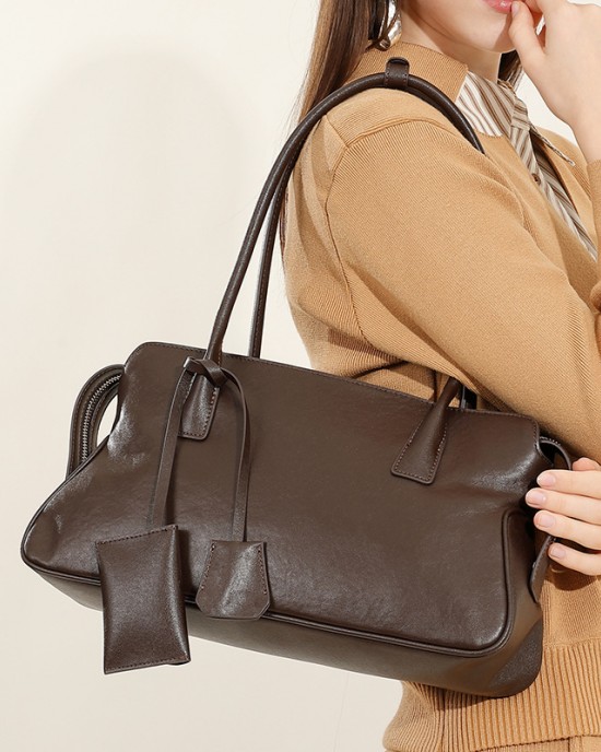 Retro, trendy, niche, single-shoulder, underarm, genuine leather bags for women, 2025 new vegetable-tanned cowhide handbag pillow bag.