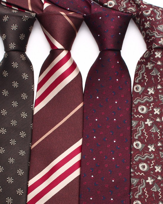 Leier new coffee-colored men's business and fashionable polyester hand-tied ties, manufacturer, and wholesale striped ties.