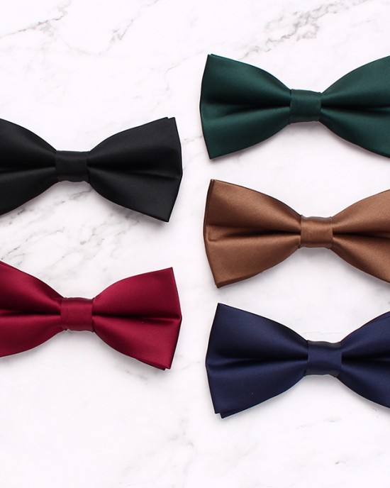 In stock solid-color bow ties for men, grooms, wedding suits, and photoshoots. Fashionable Korean-style bow tie accessories wholesale.