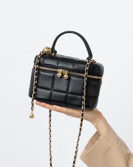 Leather Chanel-style box bag, 2025 new, high-quality chain-linked small shoulder and crossbody bags, super popular women's bags.