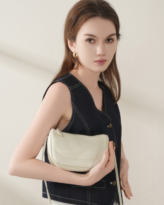 Genuine leather Boston women's bag, bowling bag, single-shoulder pillow bag, 2025 new square-shaped underarm bag.