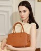 2025 new style genuine leather saddle bag, fashionable and versatile small handbag, crossbody bag