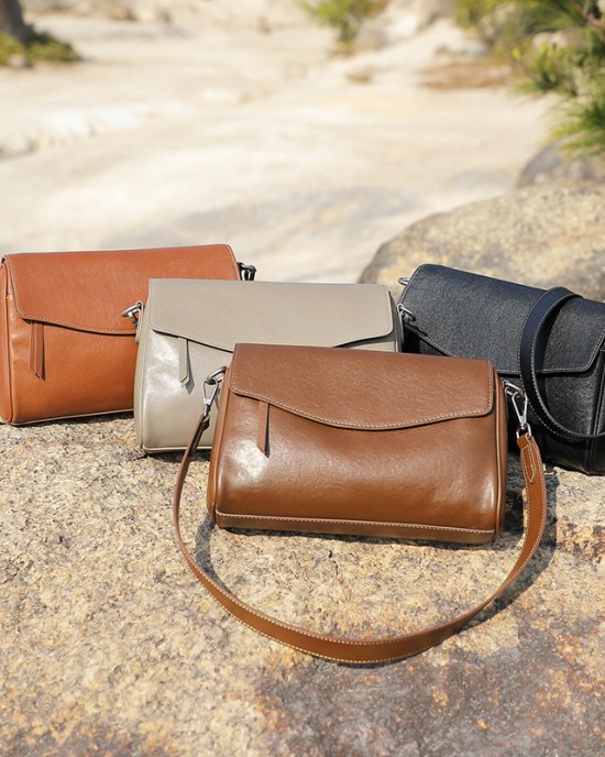 Women's bags, 2025 new spring and summer versatile, high-end, large-capacity genuine leather women's crossbody bag, single-shoulder pillow bag